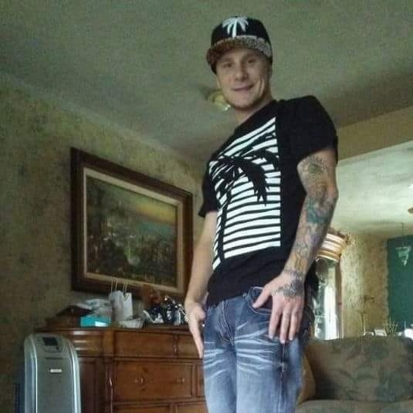 Meet your Posher, Robert - Picture 1 of 1